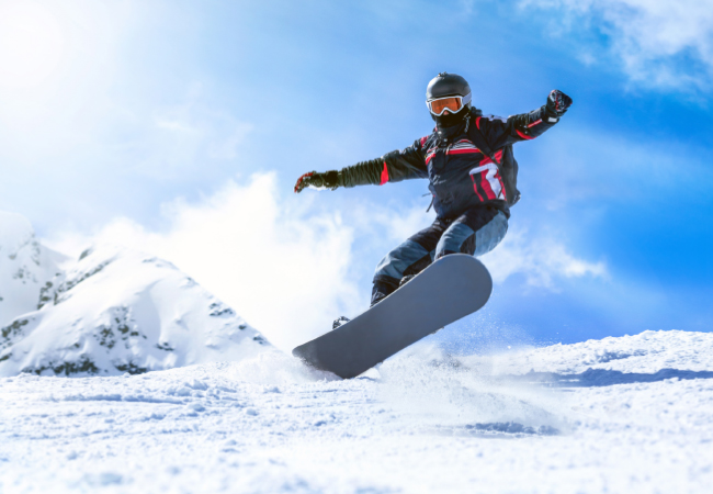 What You Should Know About Skiing & Snowboarding Injury Prevention