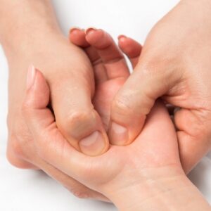 hand-pain-relief-Recovery-Physical-Therapy-New-York-Larchmont-NY-Millburn-NJ